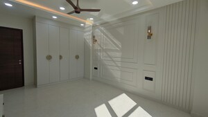 Building Lobby in 4 BHK Builder Floor at Sector 45 – for Sale