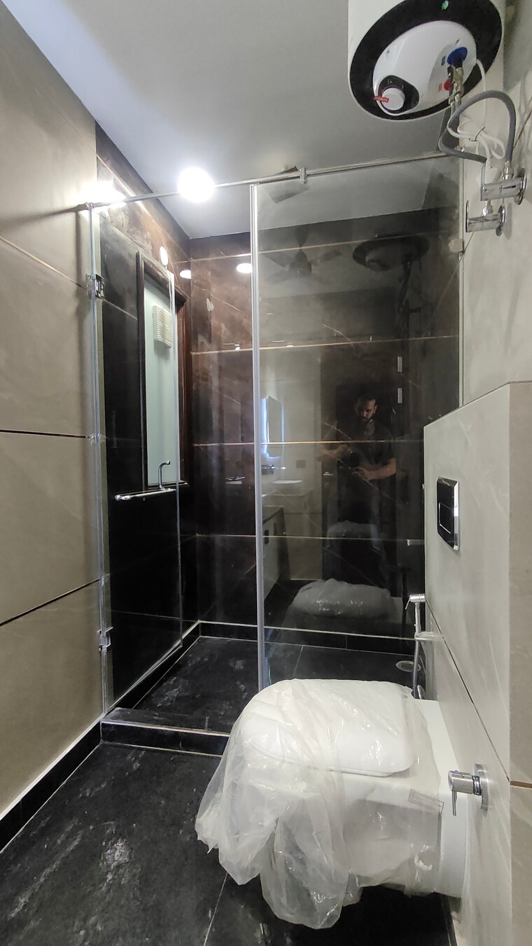 Bathroom, sector 45 4 Bedroom 2367 Sq.Ft. Builder Floor In Sector 45 Gurgaon 10187043