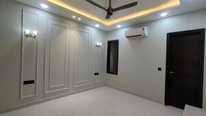 Building Lobby in 4 BHK Builder Floor at Sector 45 – for Sale
