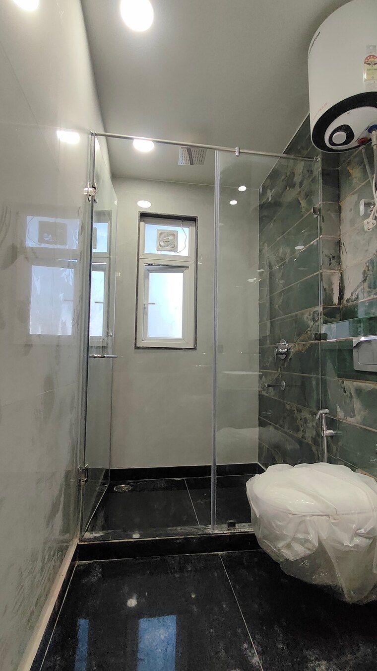 Bathroom, sector 45 4 Bedroom 2367 Sq.Ft. Builder Floor In Sector 45 Gurgaon 10187043