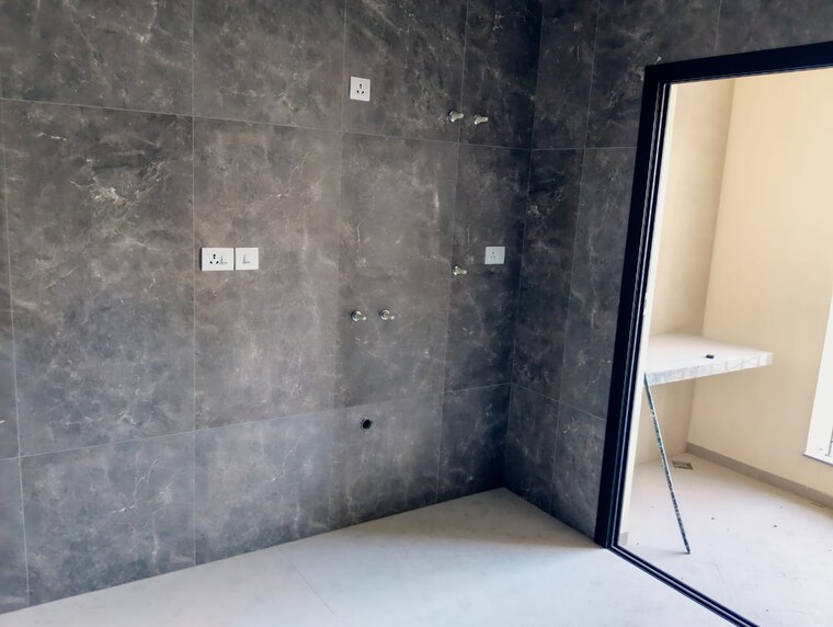 Bathroom, sobha-victoria-park 2 Bedroom 1449 Sq.Ft. Apartment In Hennur Road Bangalore 10187060
