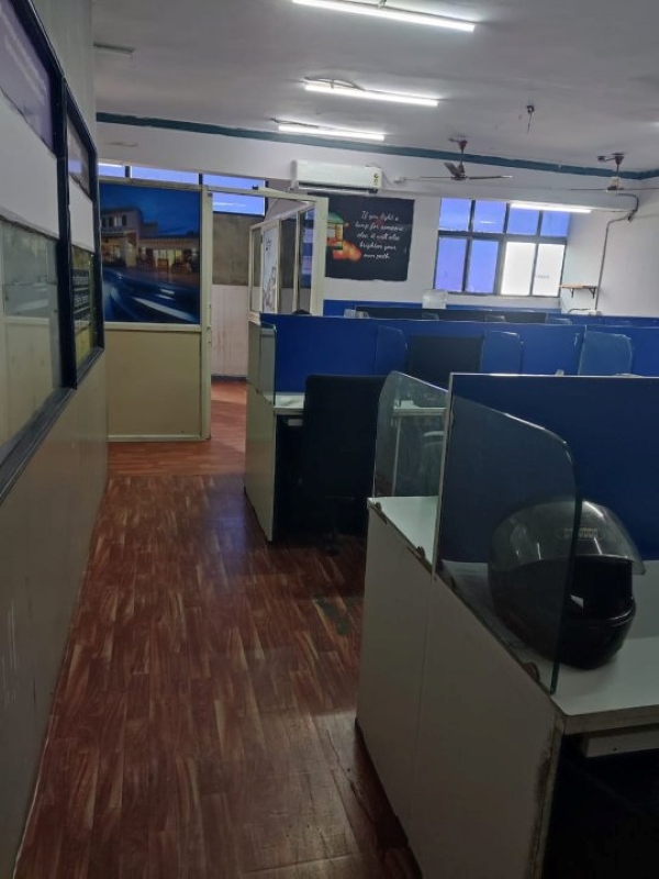 Office Space For Rent in Chandralok Complex