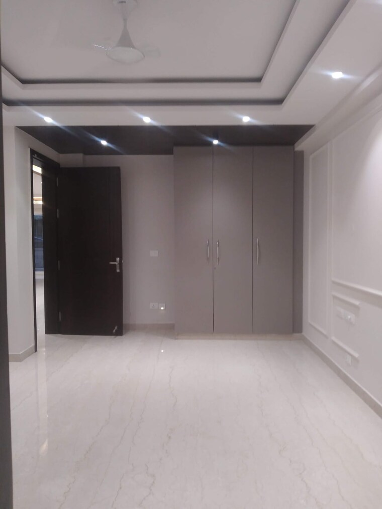 Bedroom, uppal-gurgaon-99 3 Bedroom 2700 Sq.Ft. Apartment In Sector 99 Gurgaon 10187120