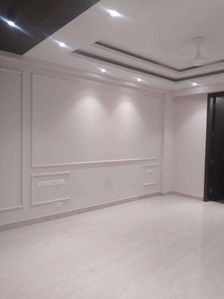 Room, uppal-gurgaon-99 3 Bedroom 2700 Sq.Ft. Apartment In Sector 99 Gurgaon 10187120
