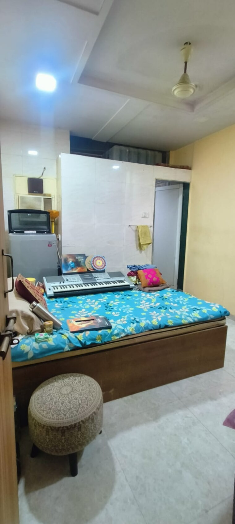 Bedroom, mhada-chs 2 Bedroom 900 Sq.Ft. Apartment In Vasant Vihar Thane 10187127