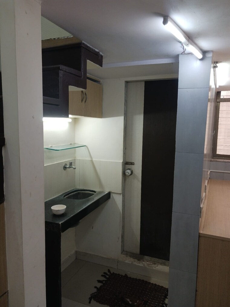 Kitchen, ghatkopar west Commercial Office Space 500 Sq.Ft. In Ghatkopar West Mumbai 10187269