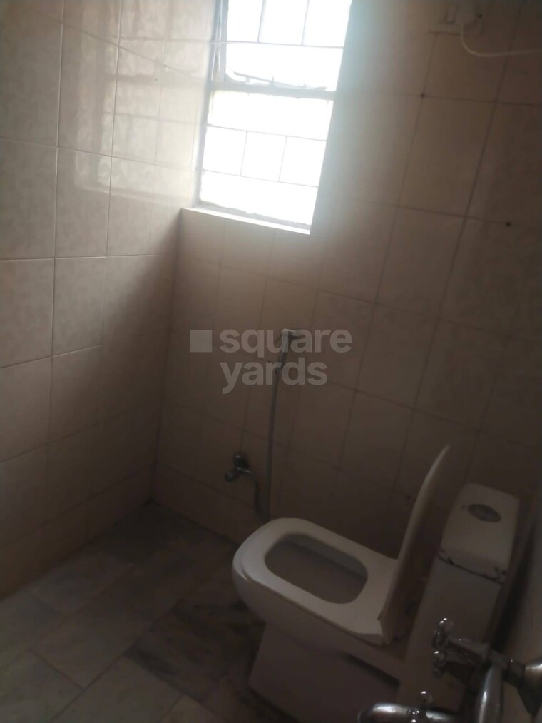 Bathroom, guatam nagar 2 Bedroom 1020 Sq.Ft. Builder Floor In Guatam Nagar Mumbai 10187226