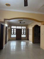 1.5 BHK 1000 Sq.Ft. Builder Floor in Hazratganj