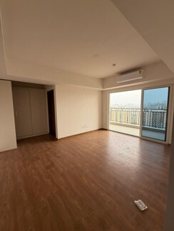 3 BHK + Pooja Room,Servant Room,Study Room,Extra Room Apartment For Sale in Godrej Air Sector 85