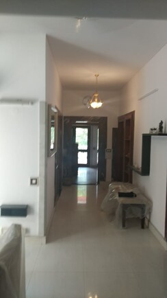 3 BHK + Servant Room Builder Floor For Rent in Gulmohar Park