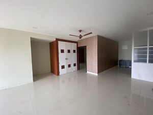 Room in 3 BHK Apartment at Gachibowli – for Rent