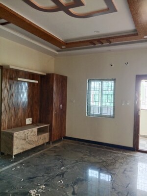 Room in 6+ BHK Independent House at Kr Puram – for Sale