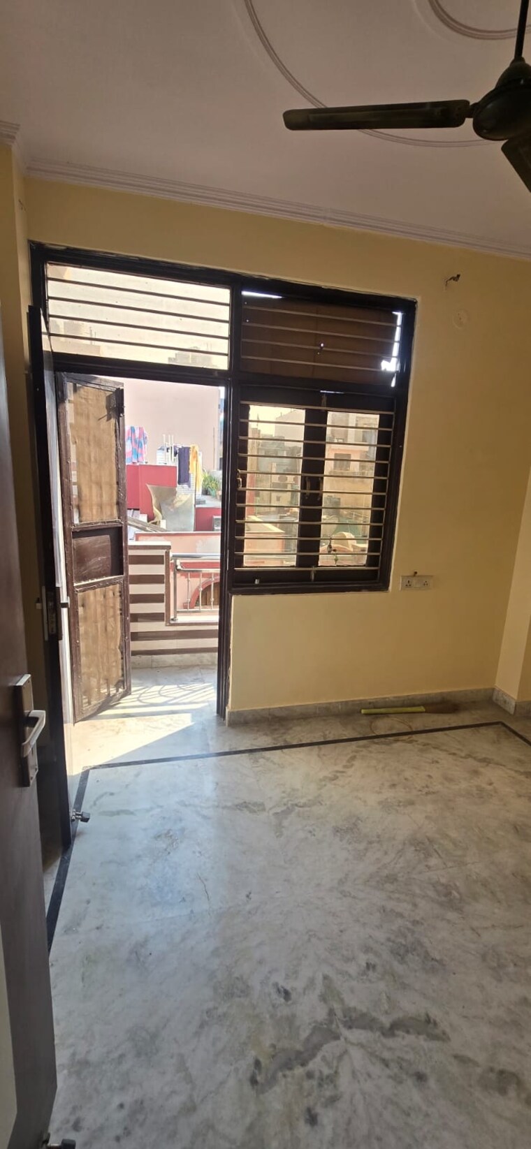 Room, preet vihar 2 Bedroom 900 Sq.Ft. Builder Floor In Preet Vihar Delhi 10187568