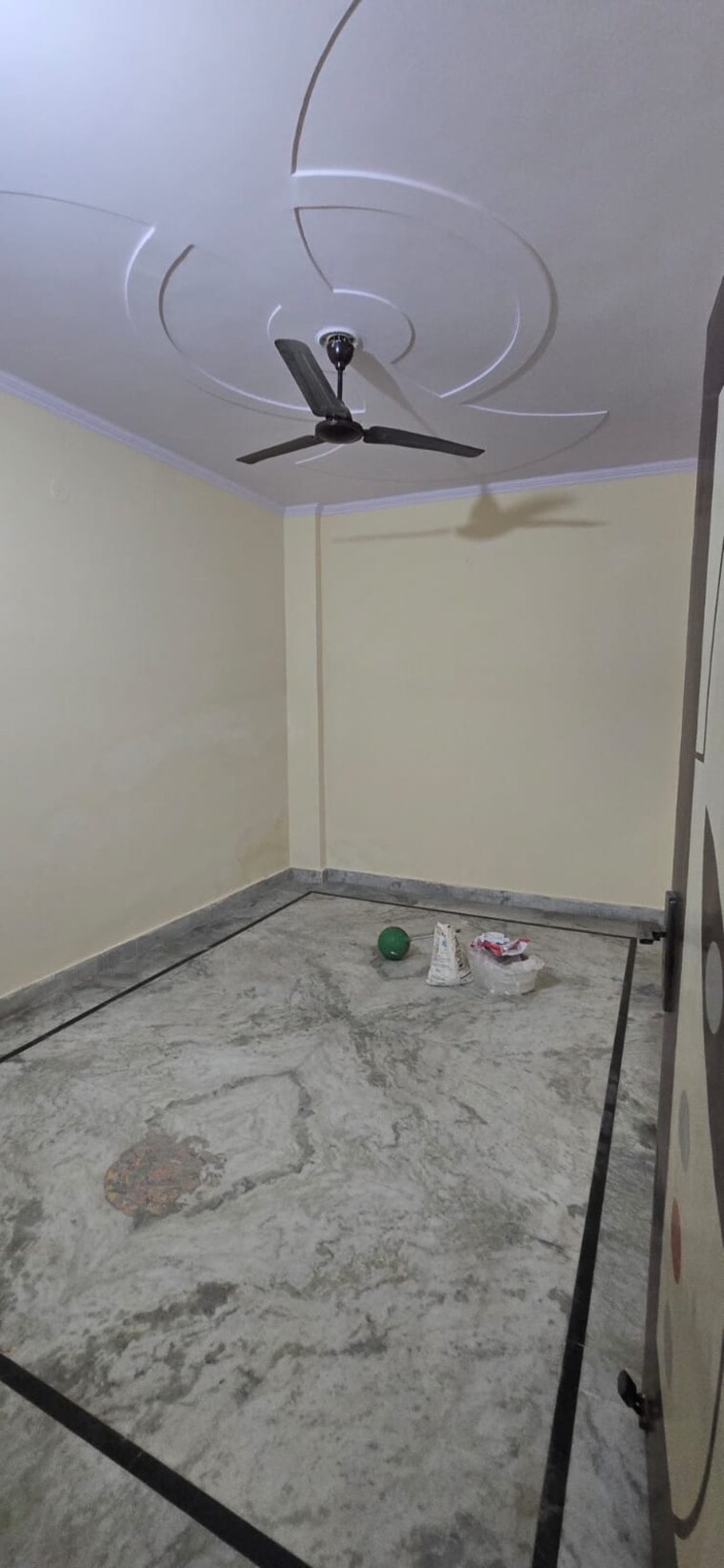 Room, preet vihar 2 Bedroom 900 Sq.Ft. Builder Floor In Preet Vihar Delhi 10187568