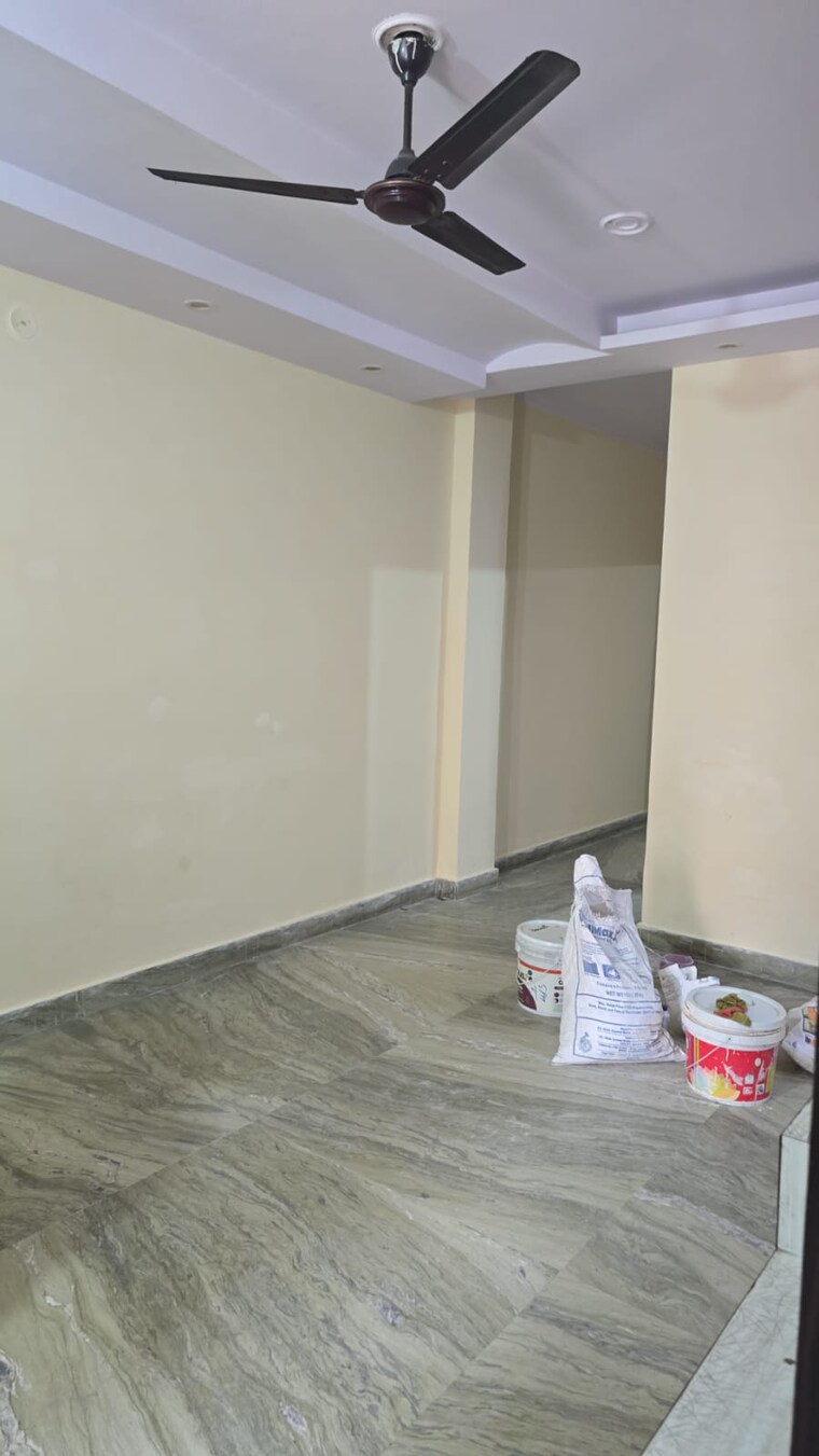 Room, preet vihar 2 Bedroom 900 Sq.Ft. Builder Floor In Preet Vihar Delhi 10187568