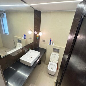 Team Area in 3 BHK Builder Floor at Sector 21d – for Rent