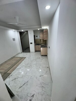 1 BHK Builder Floor For Rent in Saket