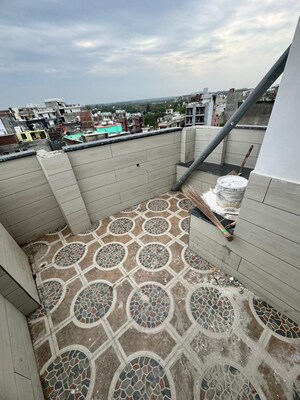 Balcony in 1 BHK Builder Floor at Saket – for Rent