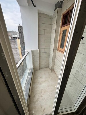 Balcony in 1 BHK Builder Floor at Saket – for Rent