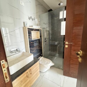 Living Room in 4 BHK Builder Floor at Sector 21c – for Rent