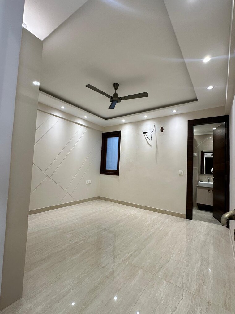 Room, saket 4 Bedroom 200 Sq.Ft. Builder Floor In Saket Delhi 10187701