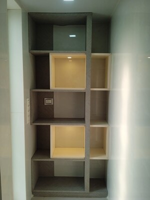 Furnished Amenities in 2 BHK Apartment at Satellite Royale, Goregaon East – for Rent