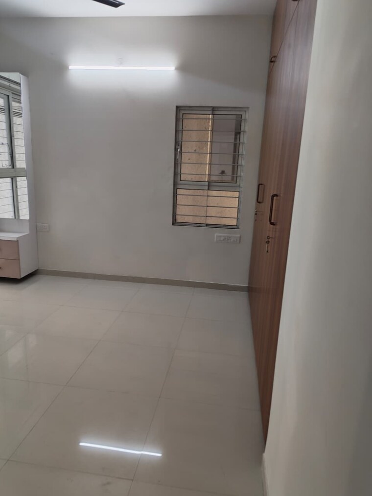 Room, hiranandani-estate 2 Bedroom 885 Sq.Ft. Apartment In Ghodbunder Road Thane 10187699