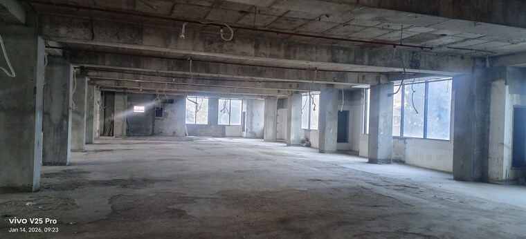  Parking, civil lines Commercial Office Space 2000 Sq.Ft. In Civil Lines Allahabad 10187734