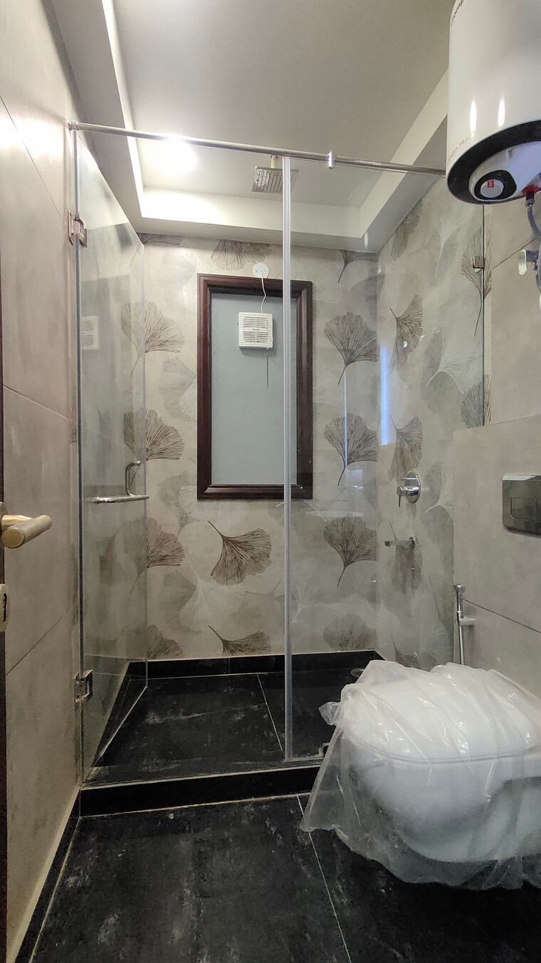 Bathroom, sector 45 4 Bedroom 2367 Sq.Ft. Builder Floor In Sector 45 Gurgaon 10187857