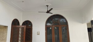 Furnished Amenities in 4 BHK Independent House at Gomti Nagar – for Rent