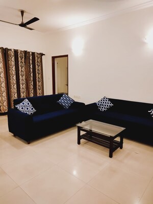 Living Room in 2 BHK Apartment at Dona Paula – for Rent