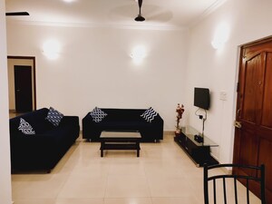 Living Room in 2 BHK Apartment at Dona Paula – for Rent
