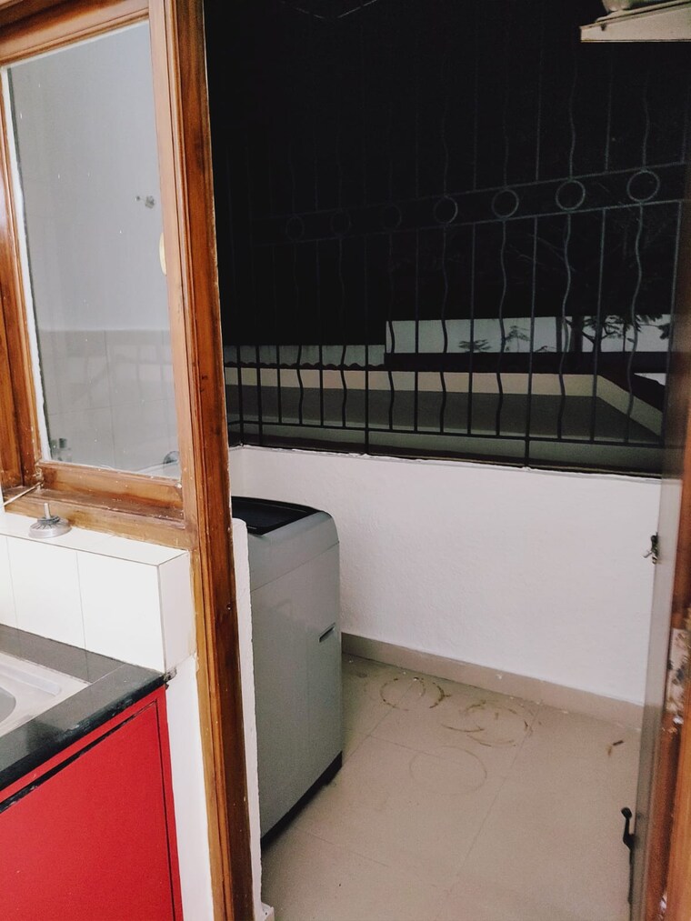 Balcony, dona paula 2 Bedroom 1000 Sq.Ft. Apartment In Dona Paula Goa 10187872