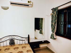 Bedroom in 2 BHK Apartment at Dona Paula – for Rent