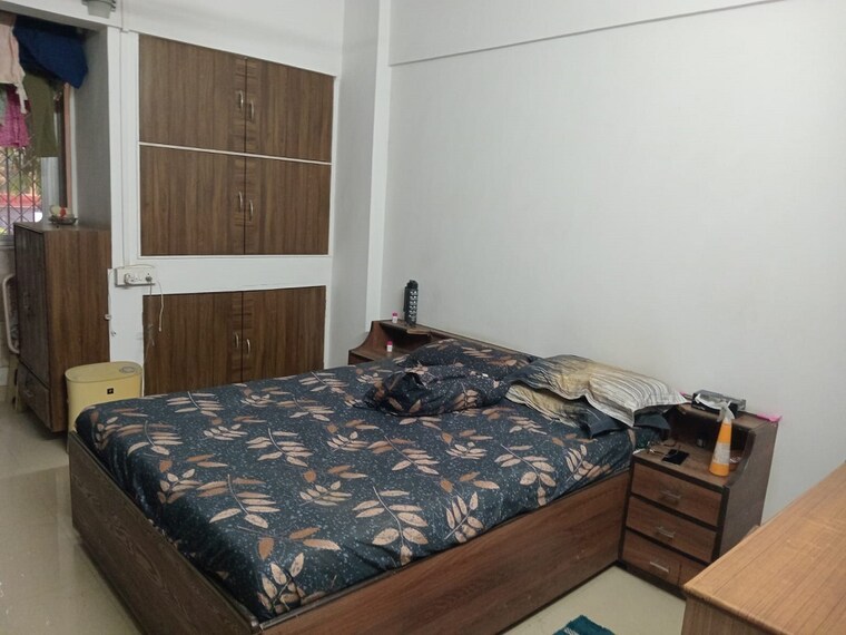 Bedroom, bandra west 2 Bedroom 750 Sq.Ft. Apartment In Bandra West Mumbai 10187884