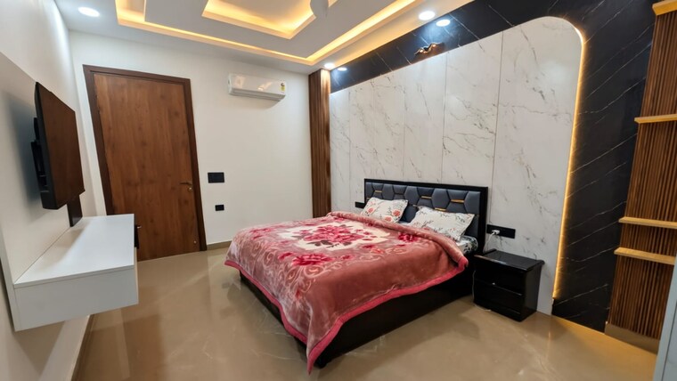 Bedroom, maharishi-dayanand-cghs 5 Bedroom 3000 Sq.Ft. Builder Floor In Vasant Kunj Delhi 10188086