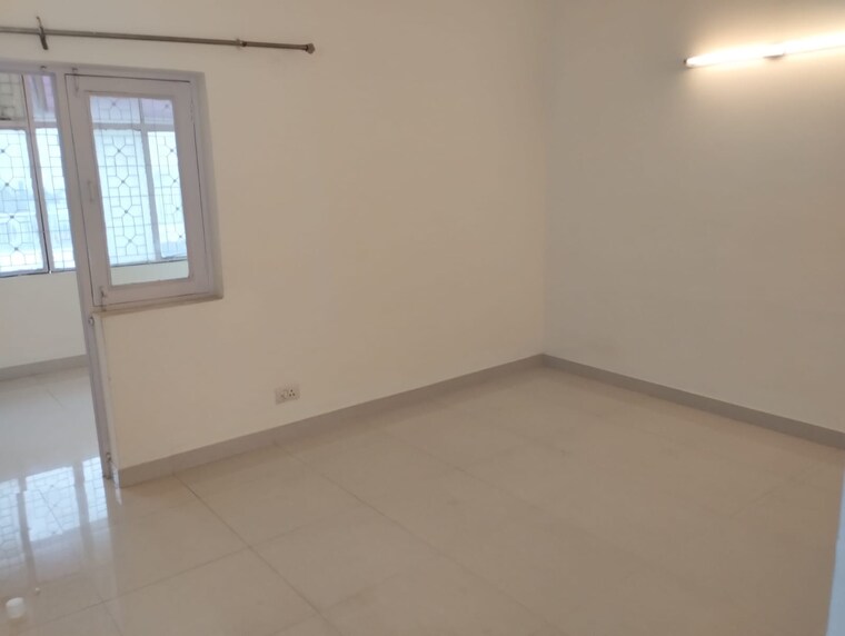 Room, nehru enclave 1 Bedroom 1000 Sq.Ft. Builder Floor In Nehru Enclave Delhi 10188087