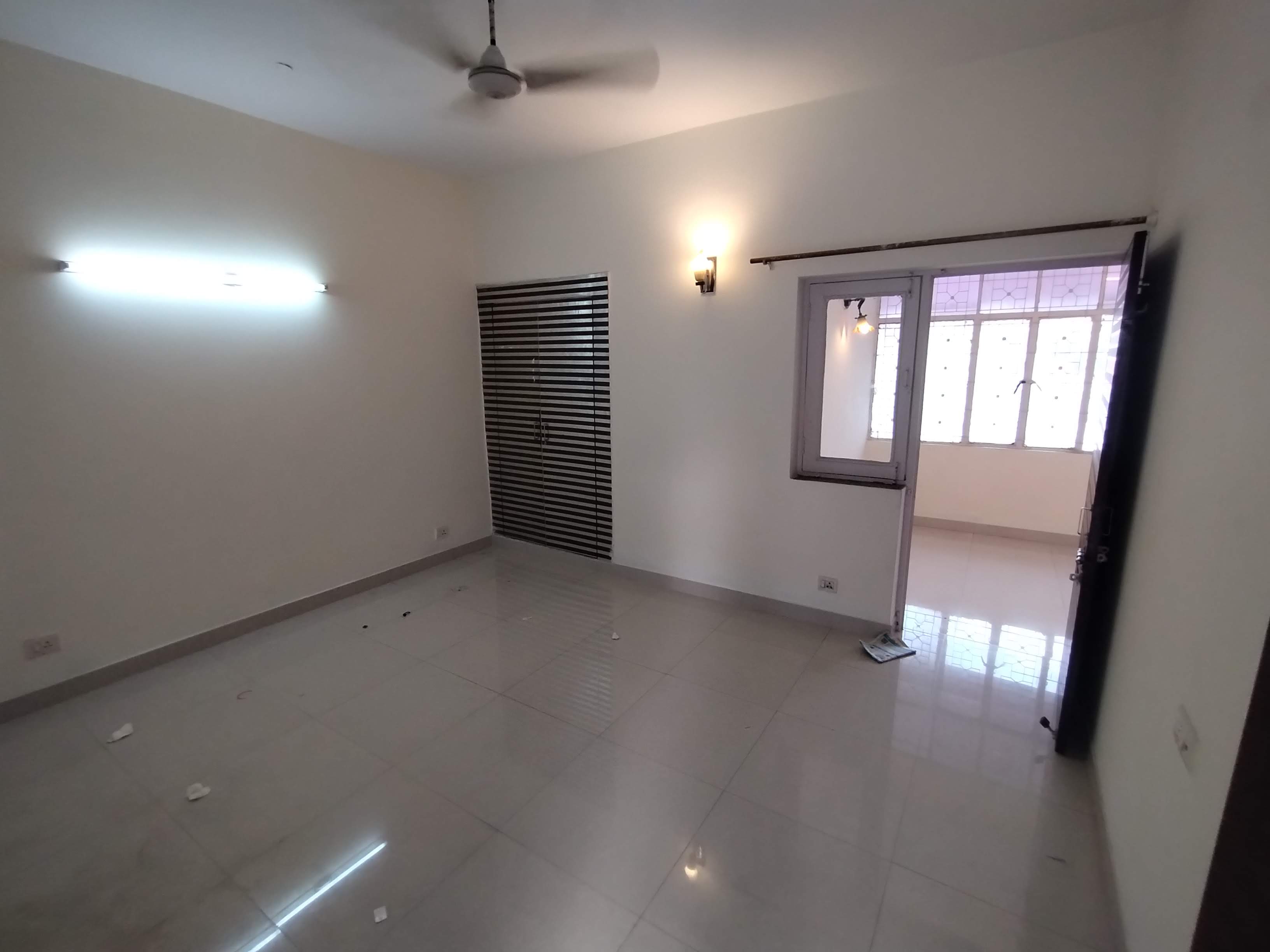 1 BHK Builder Floor For Rent in Nehru Enclave