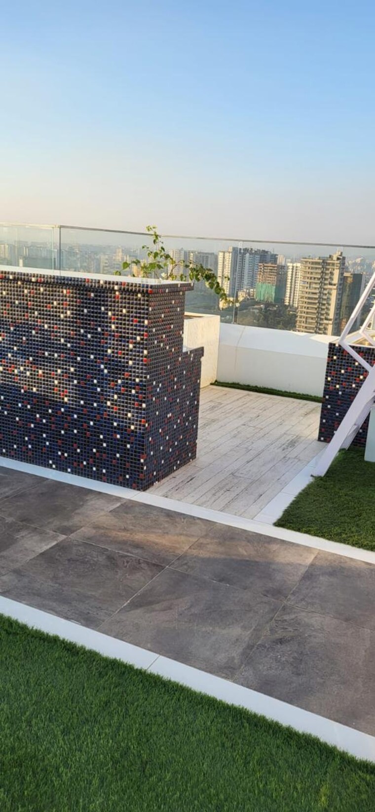 Balcony, concrete-sai-samast 2 Bedroom 724 Sq.Ft. Apartment In Chembur Mumbai 10188208