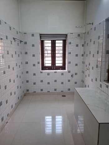 3 BHK Flat for Rent in Banjara Hills, Hyderabad
