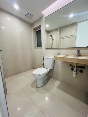 Team Area in 2.5 BHK Apartment at Hiranandani Eagleridge Wing B, Thane West – for Rent