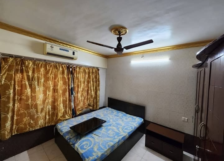 2 BHK 1000 Sq.Ft. Apartment in K Raheja Vihar