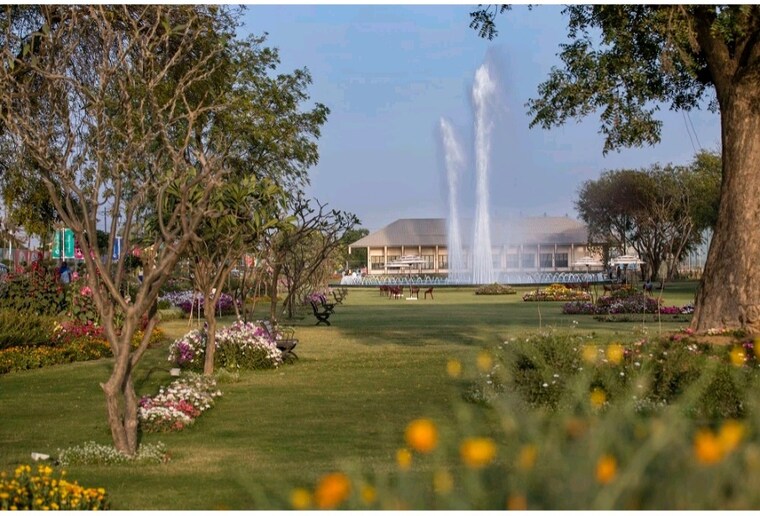 Garden, central-park-flower-valley 2.5 Bedroom 1093 Sq.Ft. Builder Floor In Sohna Sector 33 Gurgaon 10190050