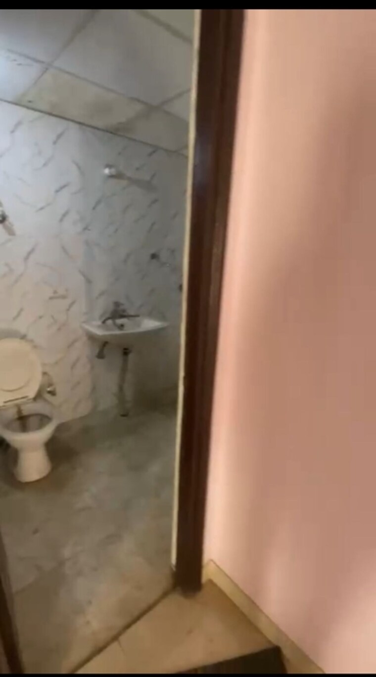 Bathroom, charms-castle 2 Bedroom 1115 Sq.Ft. Apartment In Raj Nagar Extension Ghaziabad 10190060