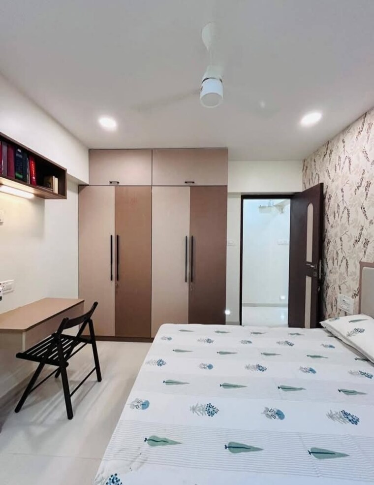 Bedroom, hiranandani-gardens 3 Bedroom 1100 Sq.Ft. Apartment In Powai Mumbai 10190073