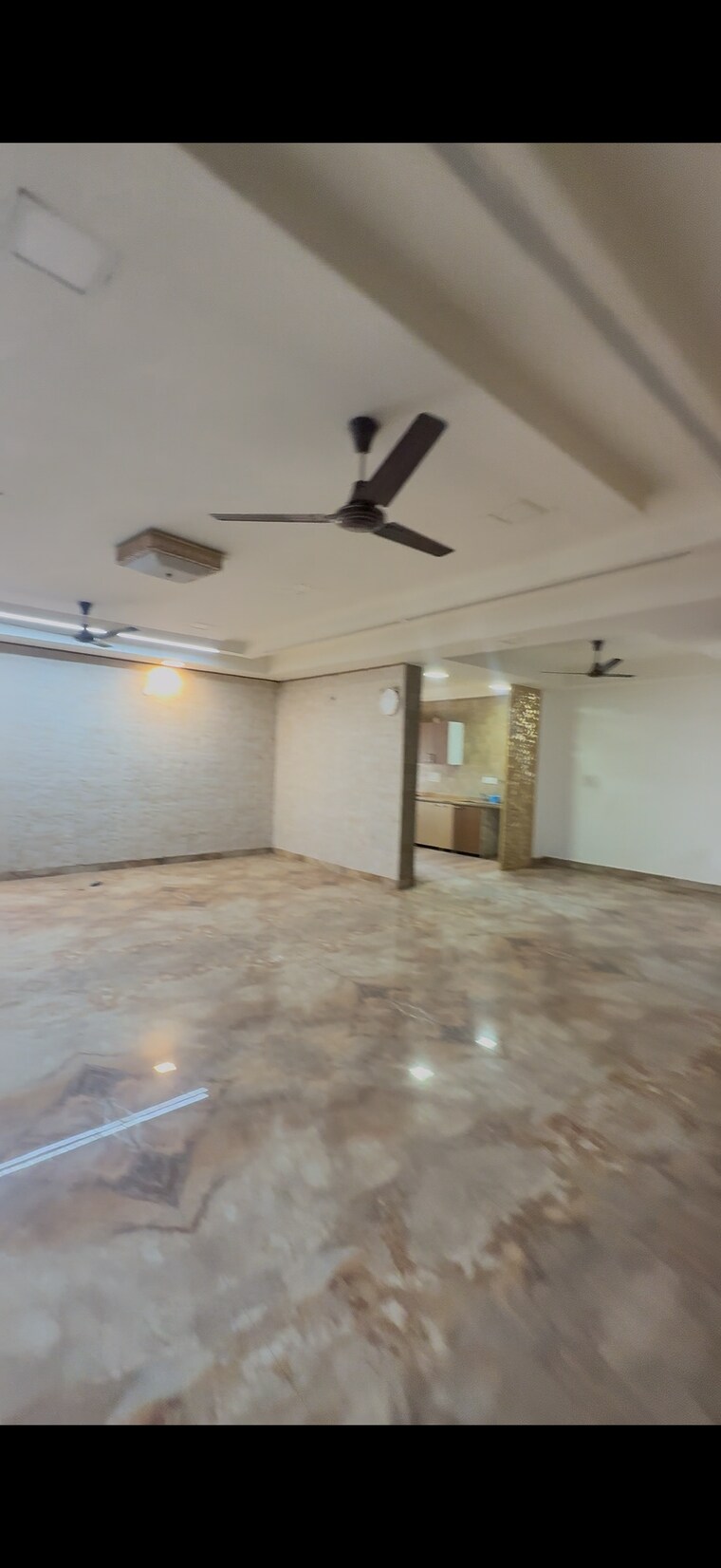 Room, sector 21c 3 Bedroom 350 Sq.Yd. Builder Floor In Sector 21c Faridabad 10190068