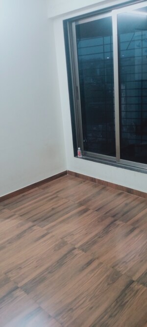 Room in 1 BHK Apartment at Bindra Sateri Legacy, Andheri East – for Rent