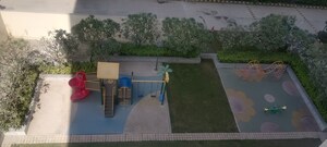 Swimming Pool in 3.5 BHK Apartment at Emaar Emerald Estate, Sector 65 – for Rent