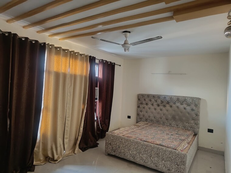 Bedroom, onyxe-paraiso 3 Bedroom 1625 Sq.Ft. Apartment In Patiala Road Zirakpur 10196099