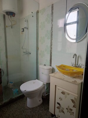 Bathroom in 3 BHK Apartment at Onyxe Paraiso, Patiala Road – for Rent